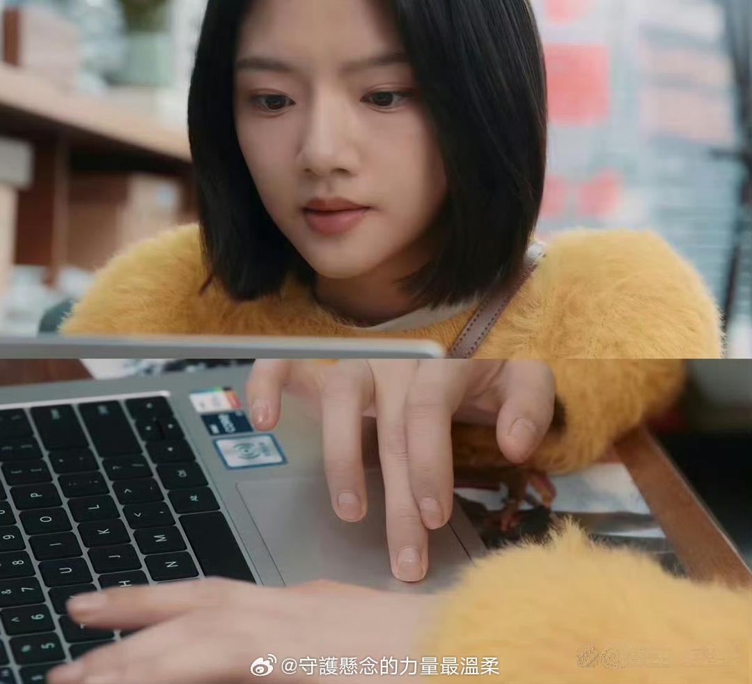 没追剧，瞅见任敏这指甲，头一个念头是她忙，非穷…有和我一样想法的不​