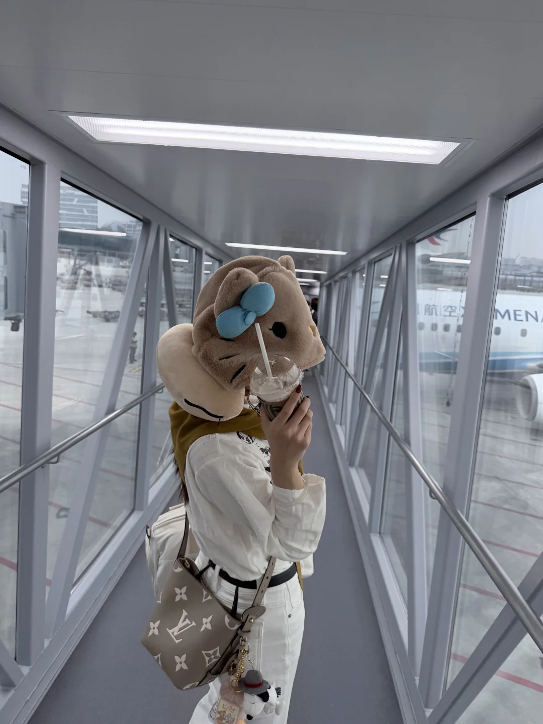 你继续等 我先享受世界