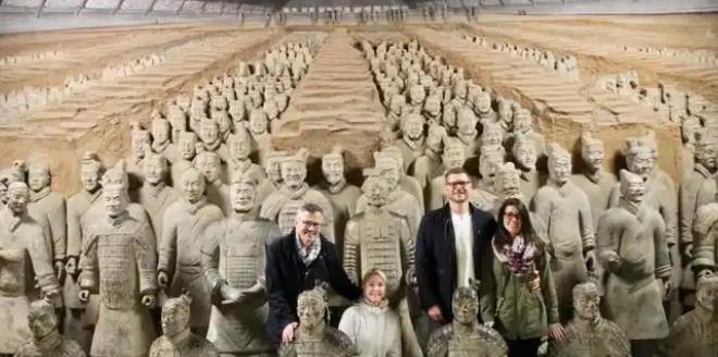 古代中国人都是大高个，力大如牛，是有原因的。你敢信吗？两千多年前的中国士兵，