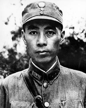 一次国宴时，外宾刁难周总理：您见过世界上最漂亮的女人吗？周总理放下筷子说道：我见