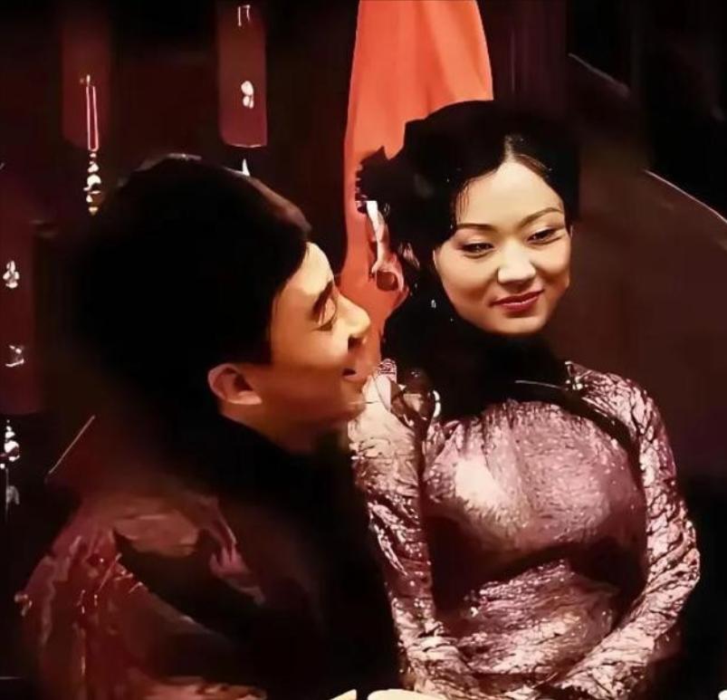 古代小妾除了满足丈夫的生理需求和生孩子以外，还有另一个变态的作用，是后来有人无意