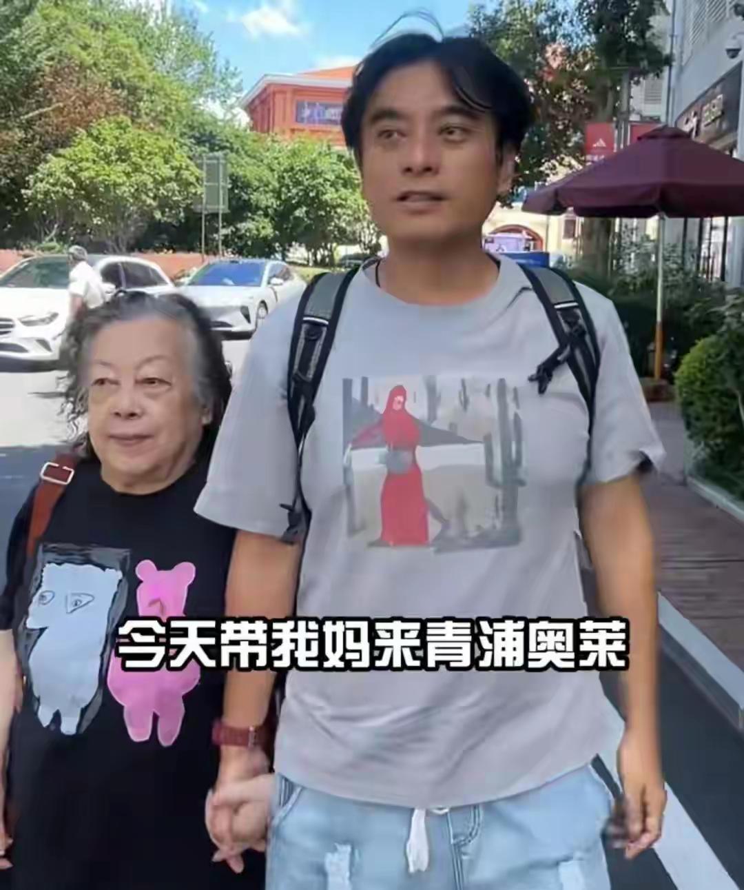 陈龙是娱乐圈的一面镜子！连续看了好多期陈龙和父母的日常，越发觉得陈龙是娱乐圈的