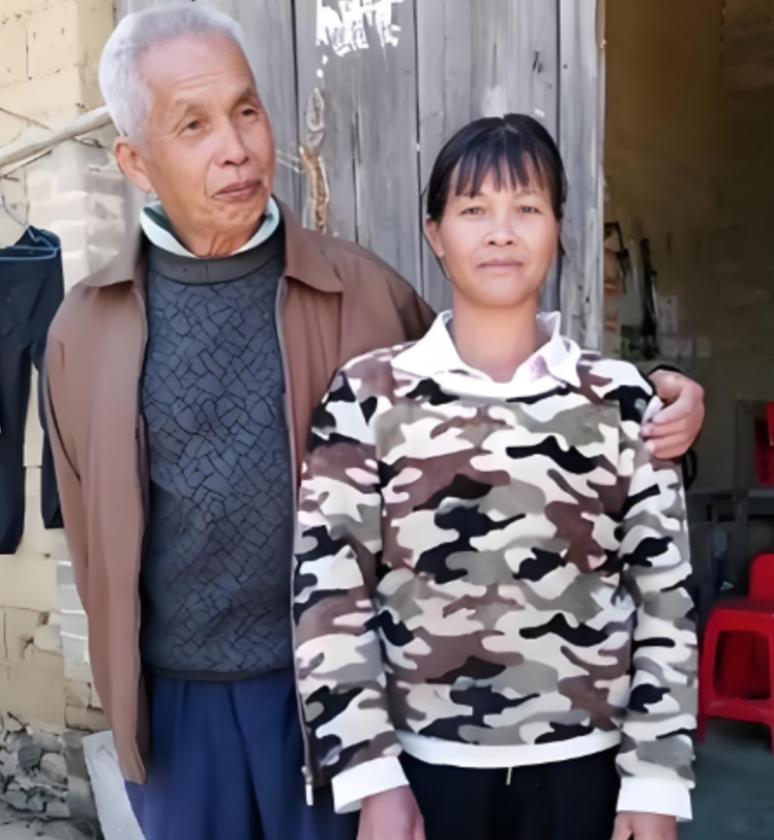 1994年，49岁的广西光棍梁二，在广东工地上认识了19岁的贵州姑娘陆红兰，两人