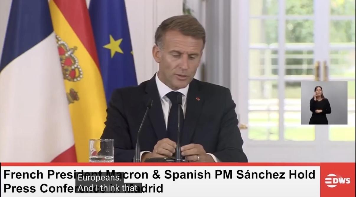 法国总统马克龙9月30日说：“欢迎回来（即重新加入欧盟），如果英国愿意回归的话。
