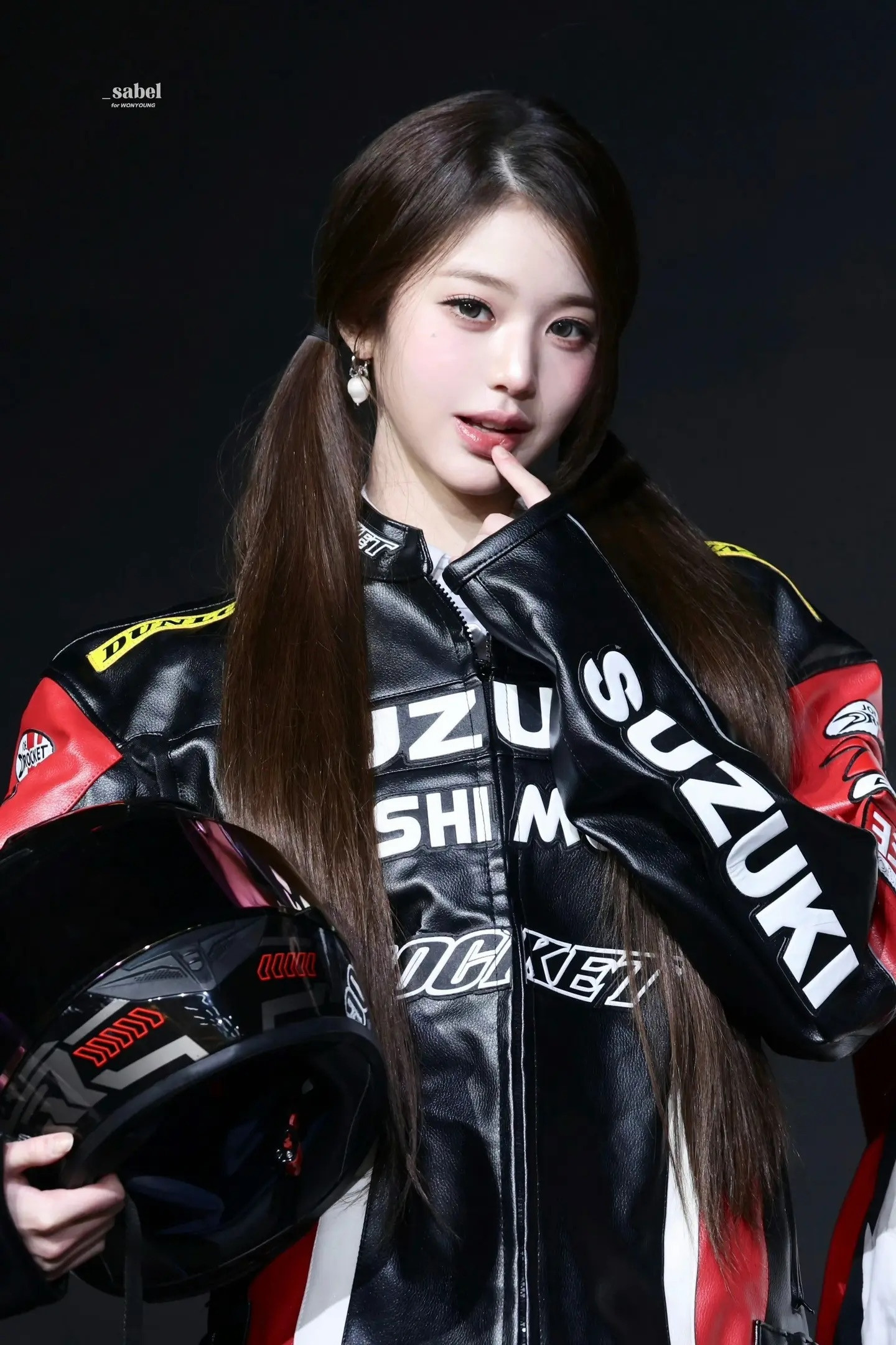 张元英签售态度【张元英】第一次见能把双马尾扎得这么冷俊攻气十足的