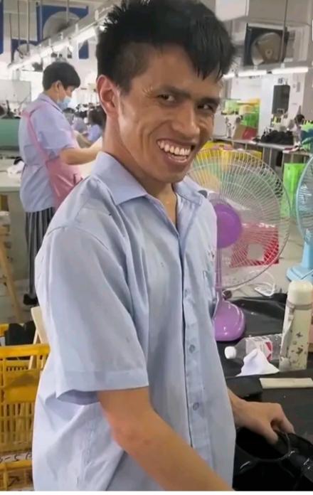 贵州老表彭仕运这一生过得太苦了。每月几千块工资，自己留几百，剩下全部寄回家。