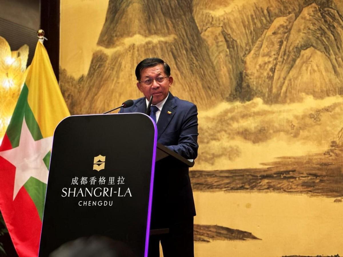 9.3阅兵结束后，敏昂莱最后一个离开，提出5个请求，释放不寻常信号 阅兵结束