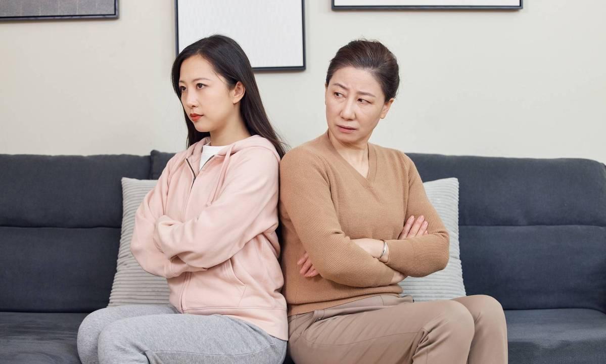#婆婆打儿媳妇，该不该离婚#′婆婆和儿媳妇吵架我亲眼见过，打架我还亲眼见过，五十