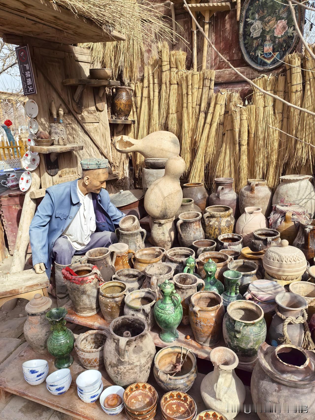 来古城一趟，我撞见一件最打脸的事，看完没人不佩服来古城旅游，本以为都是网红