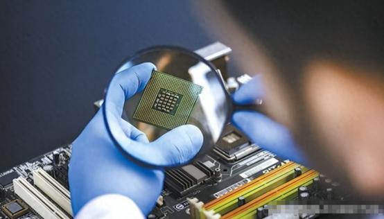 欧美芯片企业严重警告！如果中国再降价，世界芯片产业将被毁灭 曾经拿着技术大棒