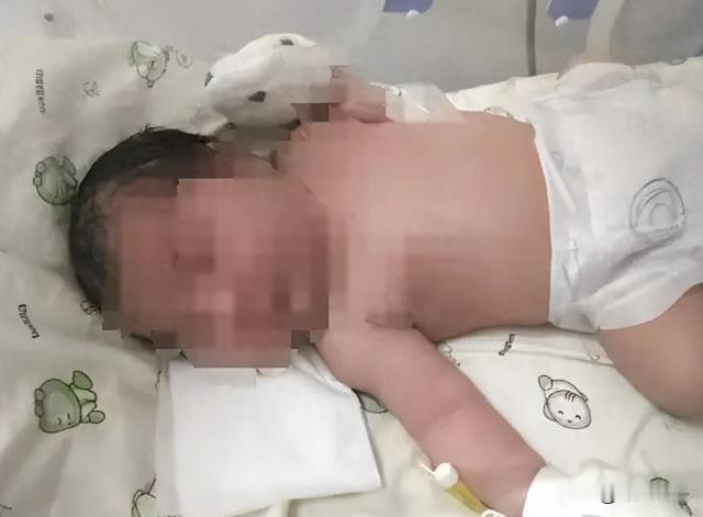 湖北咸宁，53岁的阮先生，有两个30多岁未结婚的儿子，他与37岁女友郭女士生下一