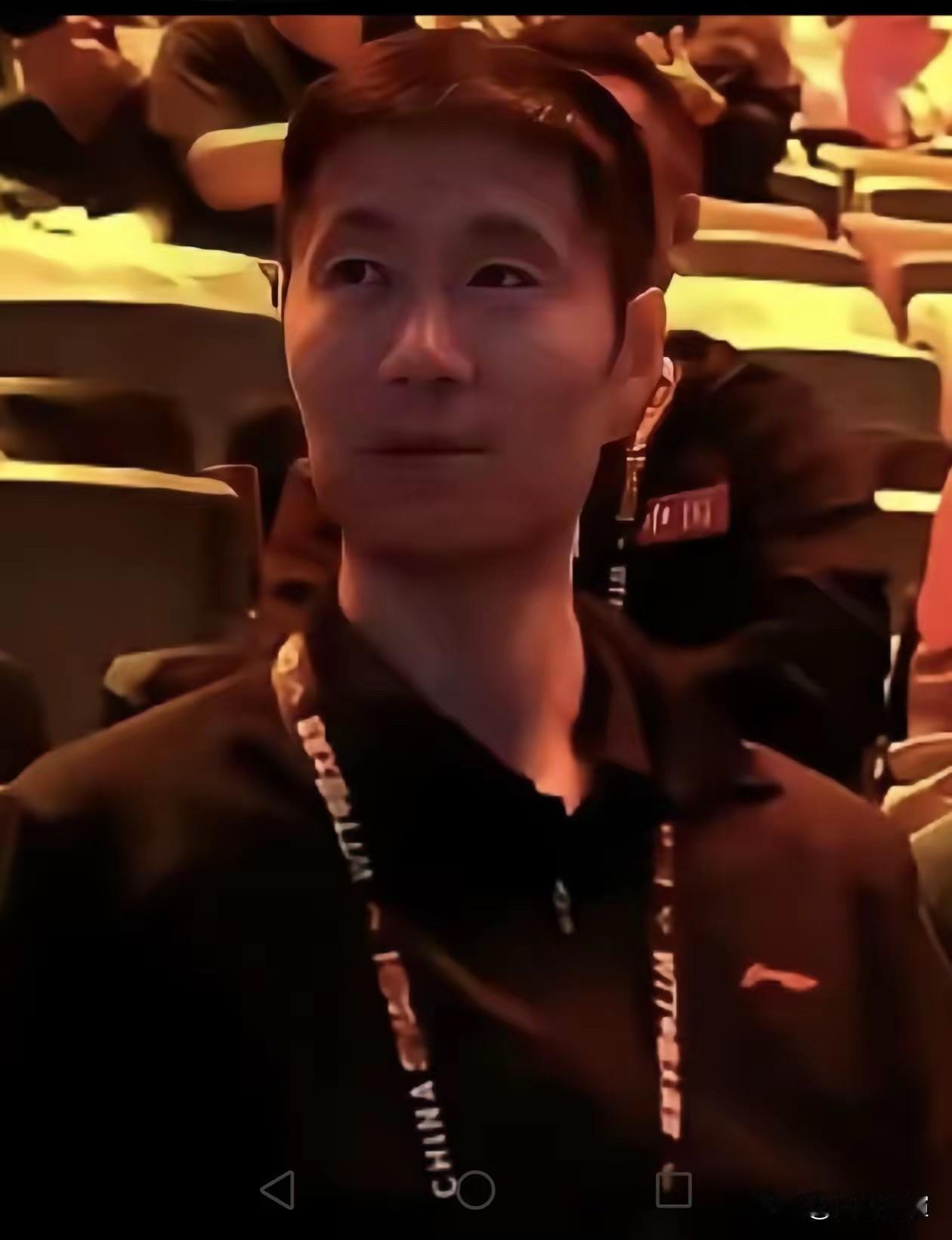 王励勤执掌国乒，做的最正确的一件事情就是，兵乓球WTT比赛，把小将全赶上了台