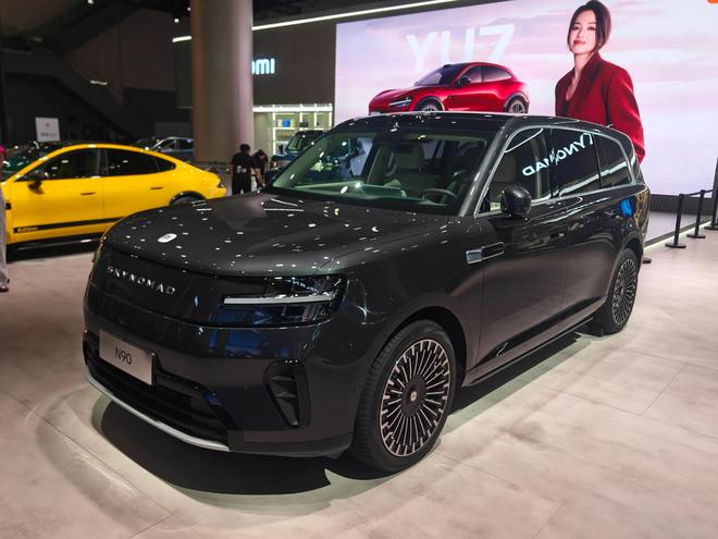 从澎程到SU9 LUX! 小米跳出“性能车”舒适圈的决心, 很大