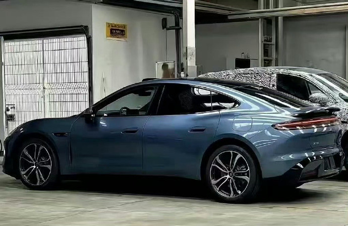 这颜值能打吗？尚界Z7实车曝光✨溜背设计+运动轮毂，年轻感直接戳中审美