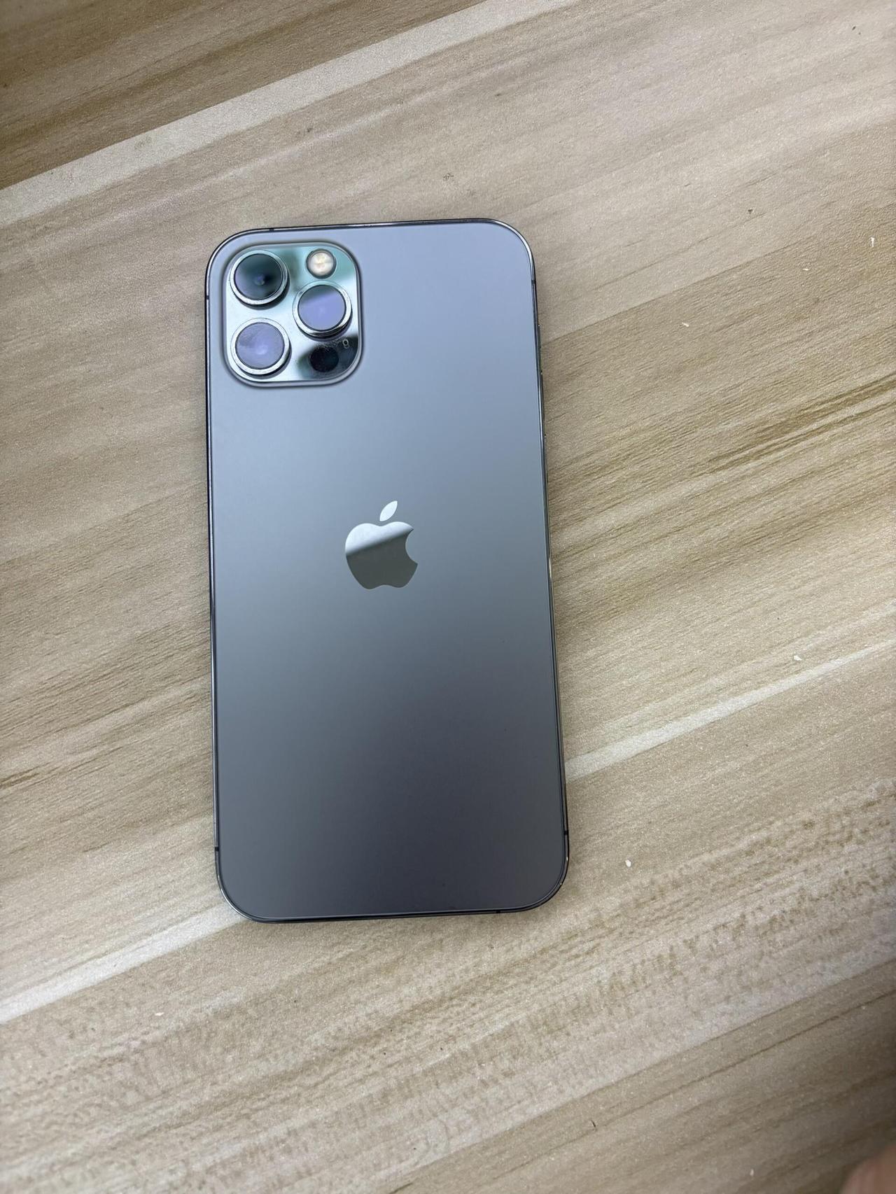 我跟你说，真不是这么回事。我自个儿从iPhone6用到现在，换过不下十块电池，