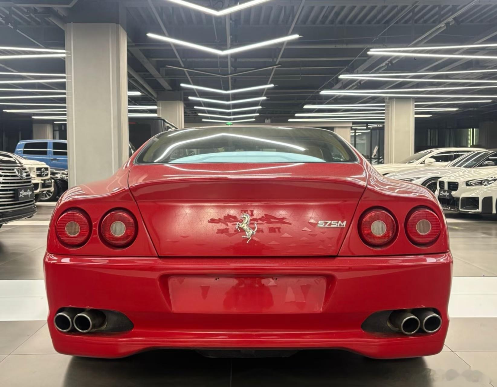 法拉利575M前置5.75L自吸V12搭载F1变速箱，2007年2.7万公里、