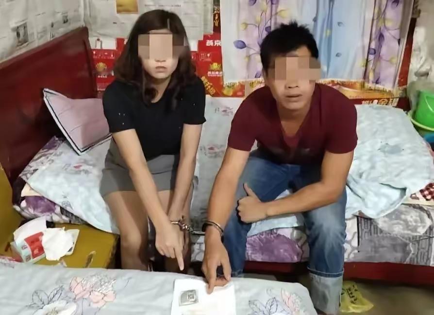 刷到个新闻，心里五味杂陈。贵州一男子嫖娼，两天内找了同一人两次。邻居知晓后直