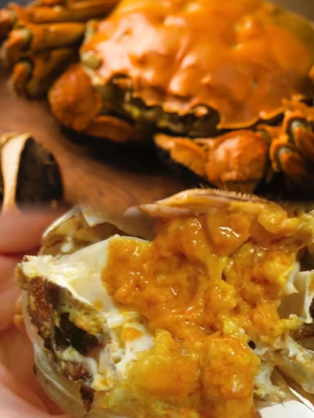 多部门联合回应假奶粉销往全国的事件，警方迅速查获了多个假奶粉窝点，展现了打击违法