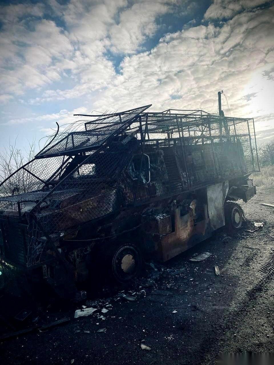 “我们要是去了，那就是一场血腥屠杀！”这话从一个24岁的法国中尉嘴里说出来，刚