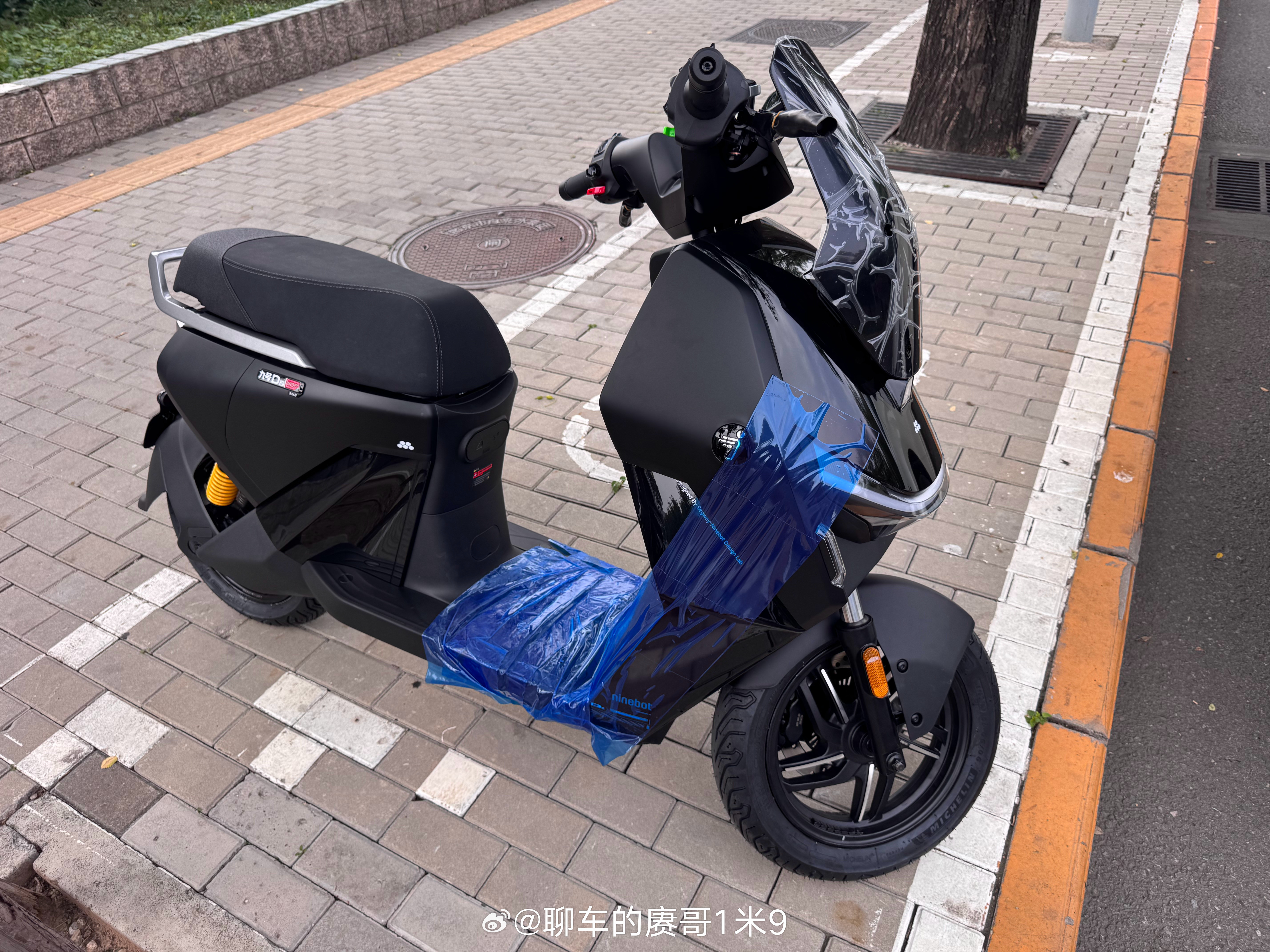 改完大坐轮胎的半成品属实是有点恐怖了😱赓言赓语我与汽车的日常​​​
