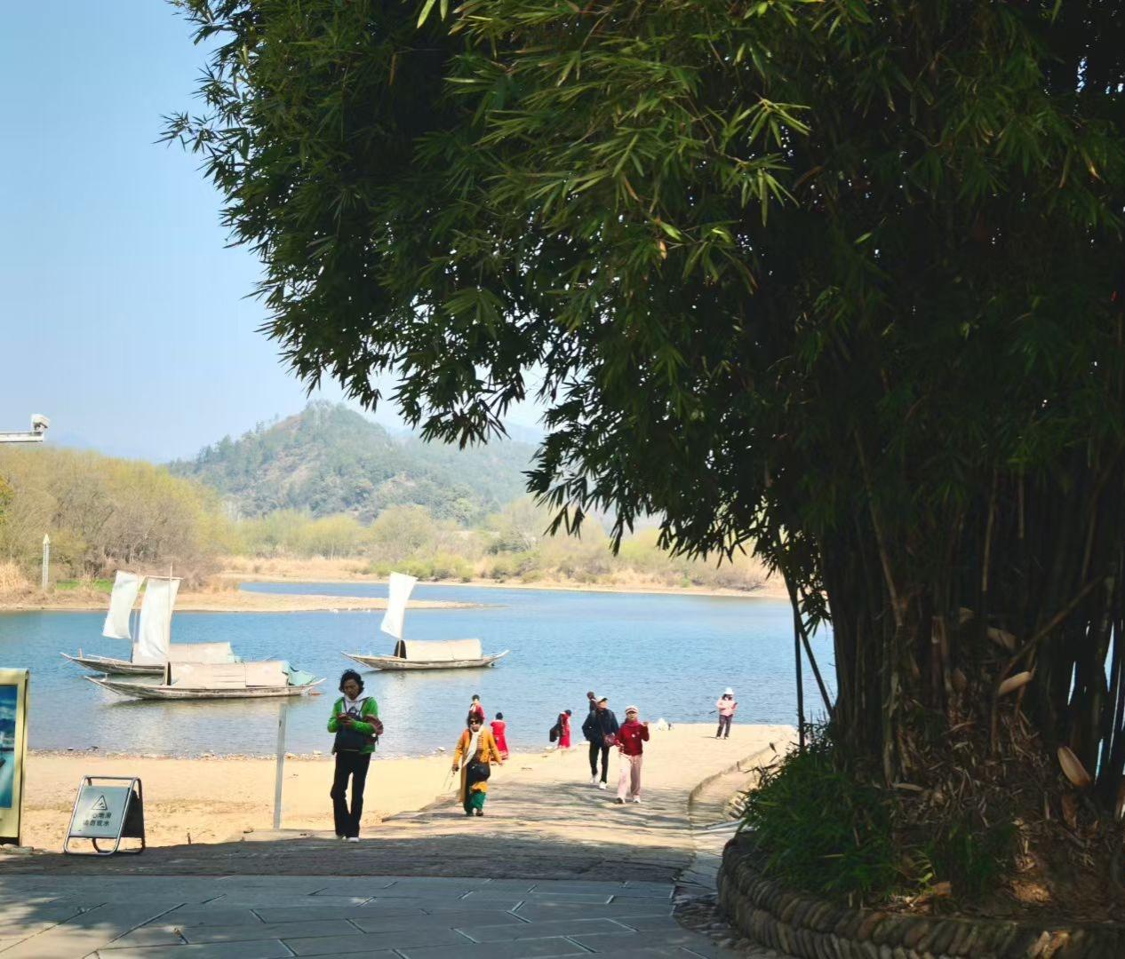 无德养愚孝，愚孝出恶老：这才是戳穿中国家庭的最痛病根说起中国家庭的矛盾，很