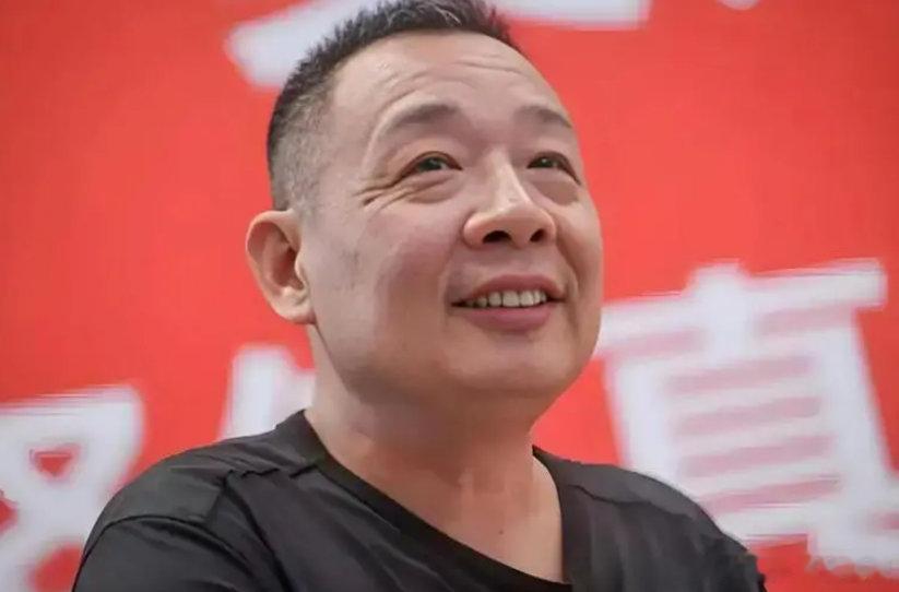 【胖东来回应钱赚在明处：源头直采商品毛利率27%已推行多年】10月8日消息，据