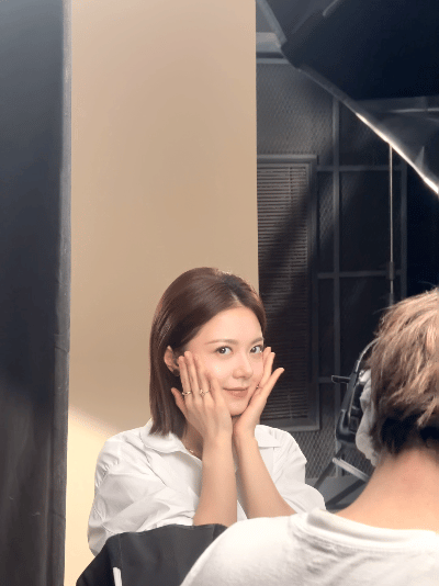 被赵今麦新风格美晕了赵今麦怎么美成这样了颜值与气质双在线，新风格清新高级，松弛感