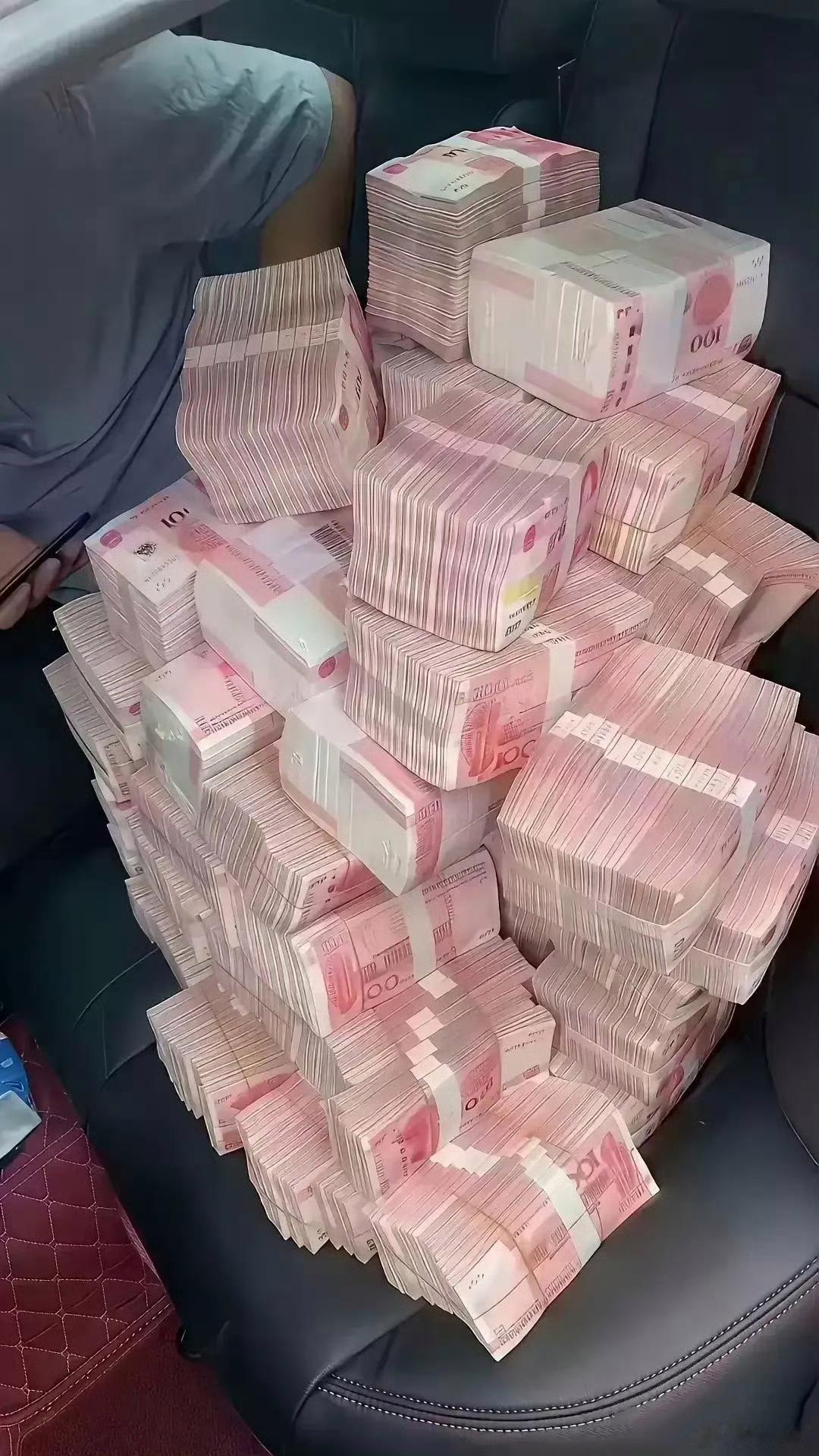 如果有这么多钱，你第一件事想做什么？​​​