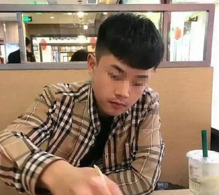 痴心妄想！金毛大吵大闹要上诉，做梦去吧！金毛一直在闹，吵着要见家人。