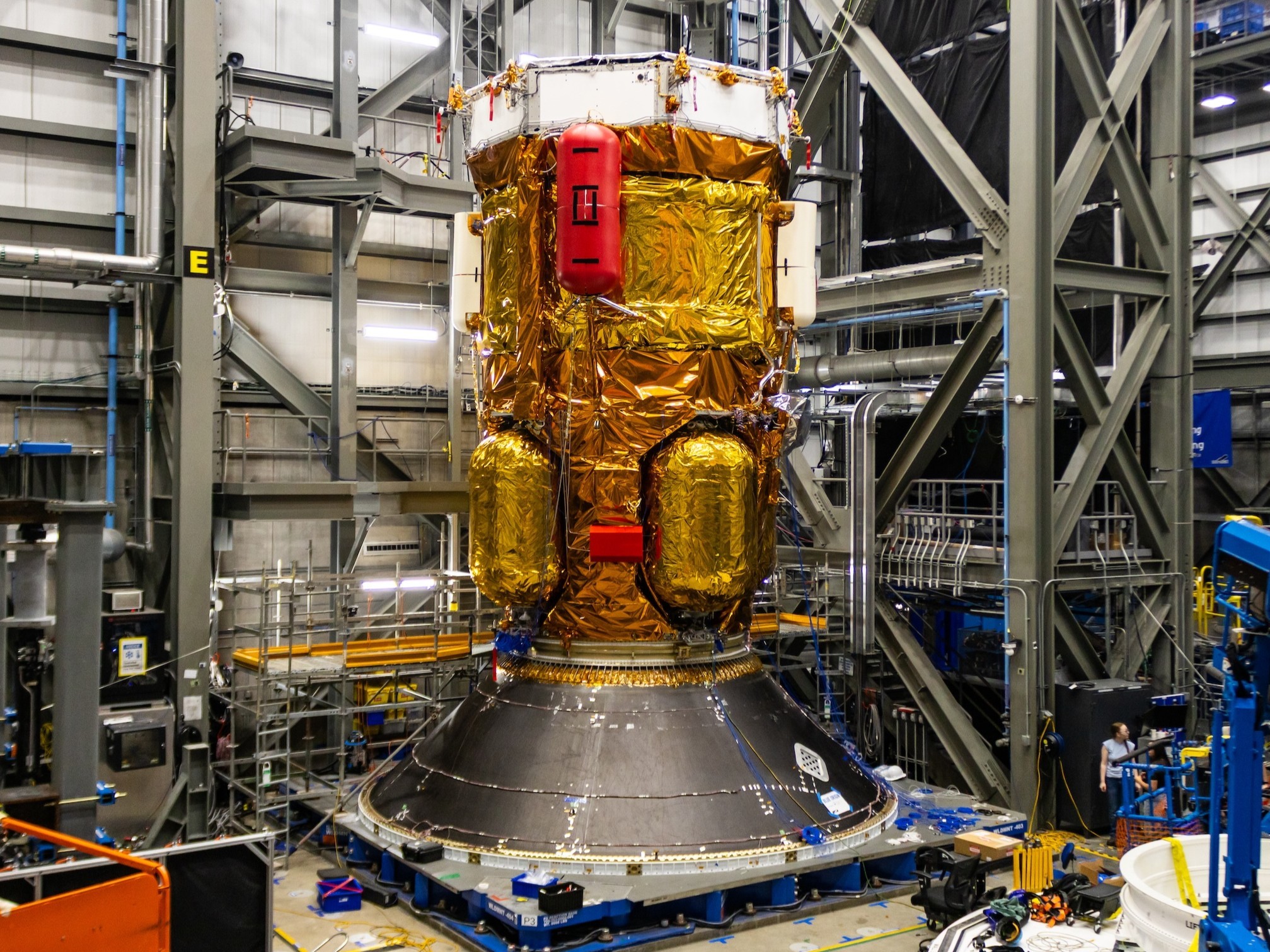 【BlueOrigin"耐力号"月球着陆器完成模态测试，为发射做最后准备】Bl