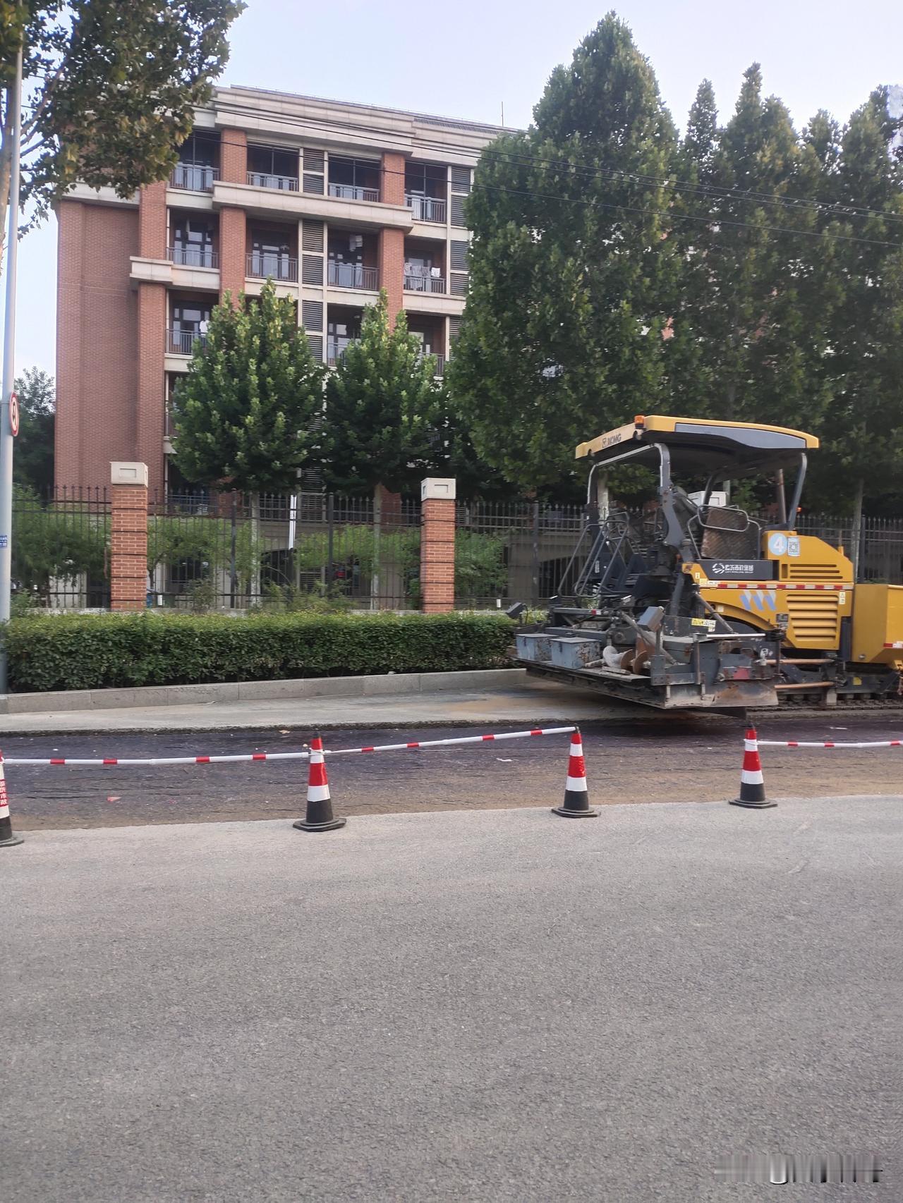 未来10年，中考不会取消，那么多余的高中学校怎么处理?预测这样处理：1、转成