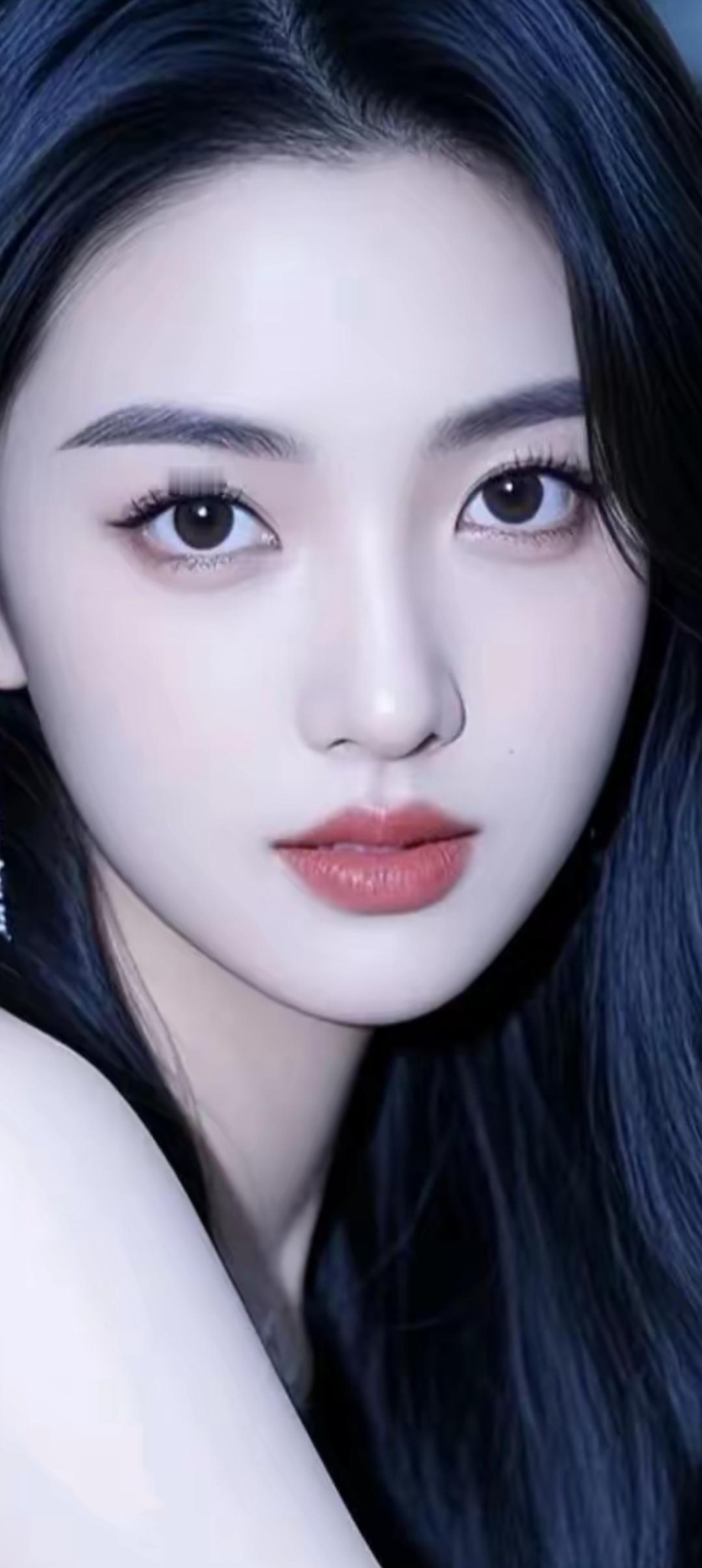 冷艳的蓝调妆容，惊艳的眼妆，尽显东方美！