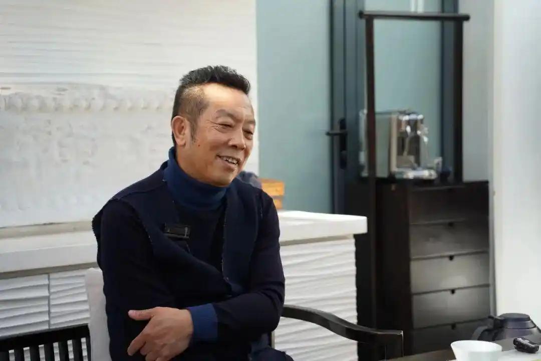 罗永浩这回把贾国龙折腾得不轻！贾国龙说要是西贝活不下来，他绝对不会再创业，并且要