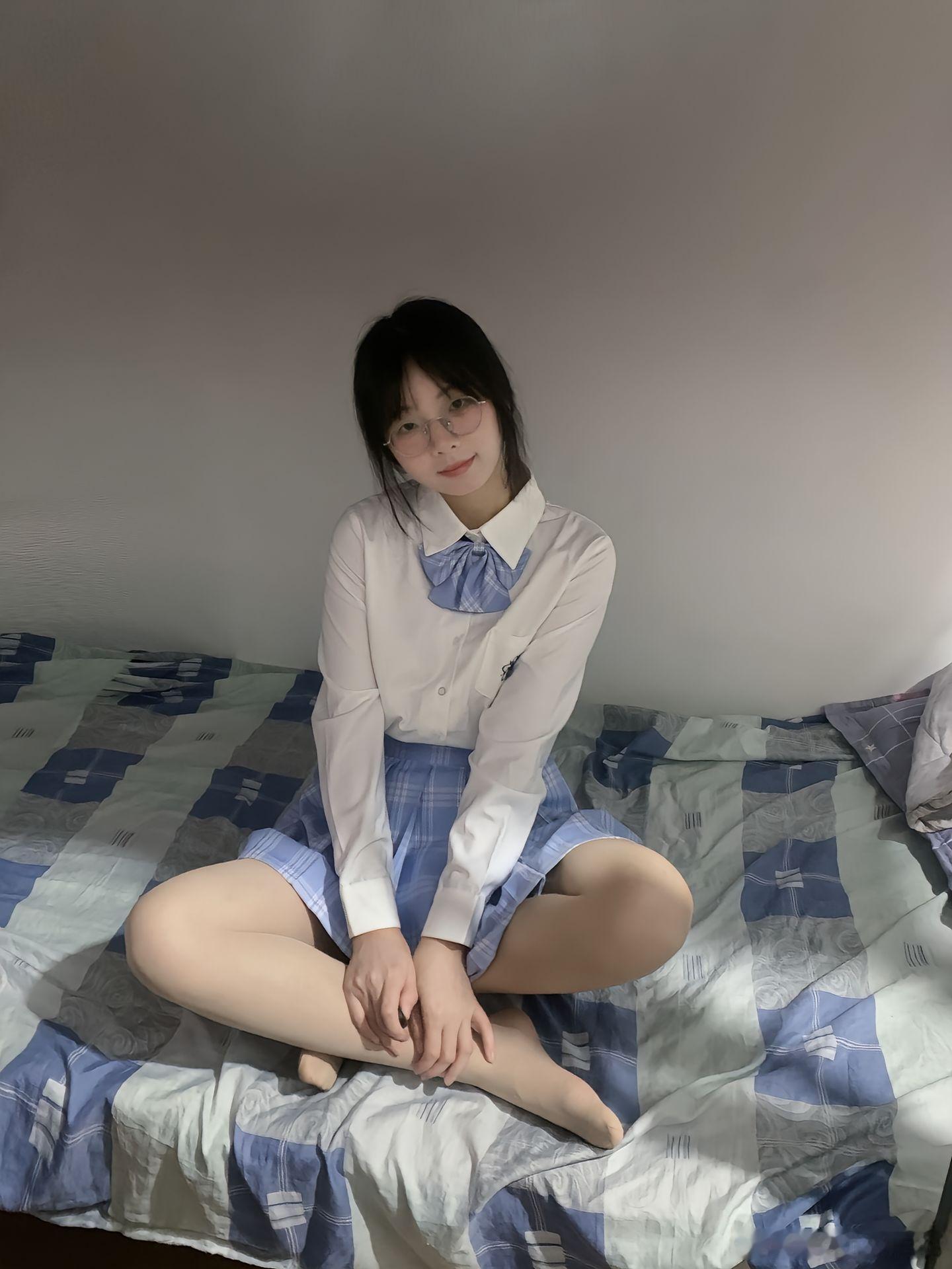 jk私影jk女孩颜控正义日记的红包美女