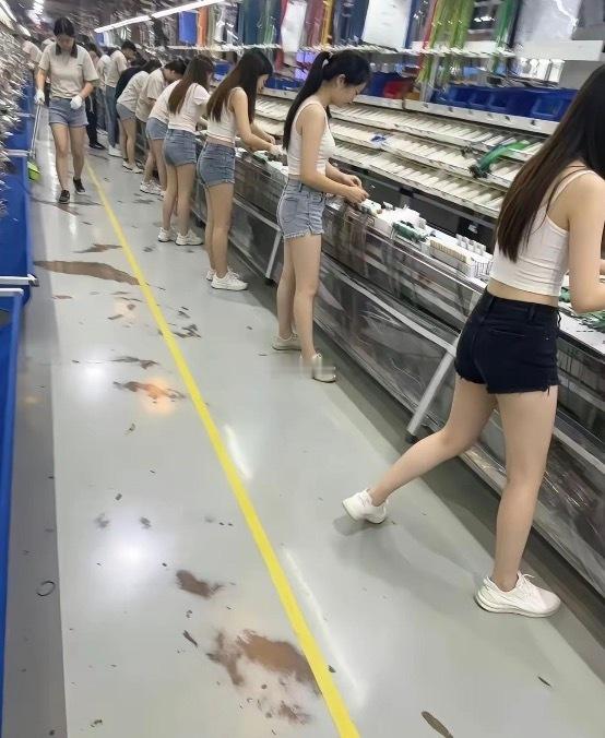 怎么办，想进厂打螺丝了。