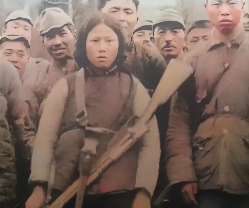 1940年12月，抗日女战士姚英被日军抓获。凛冬的风裹挟着绝望的气息，二