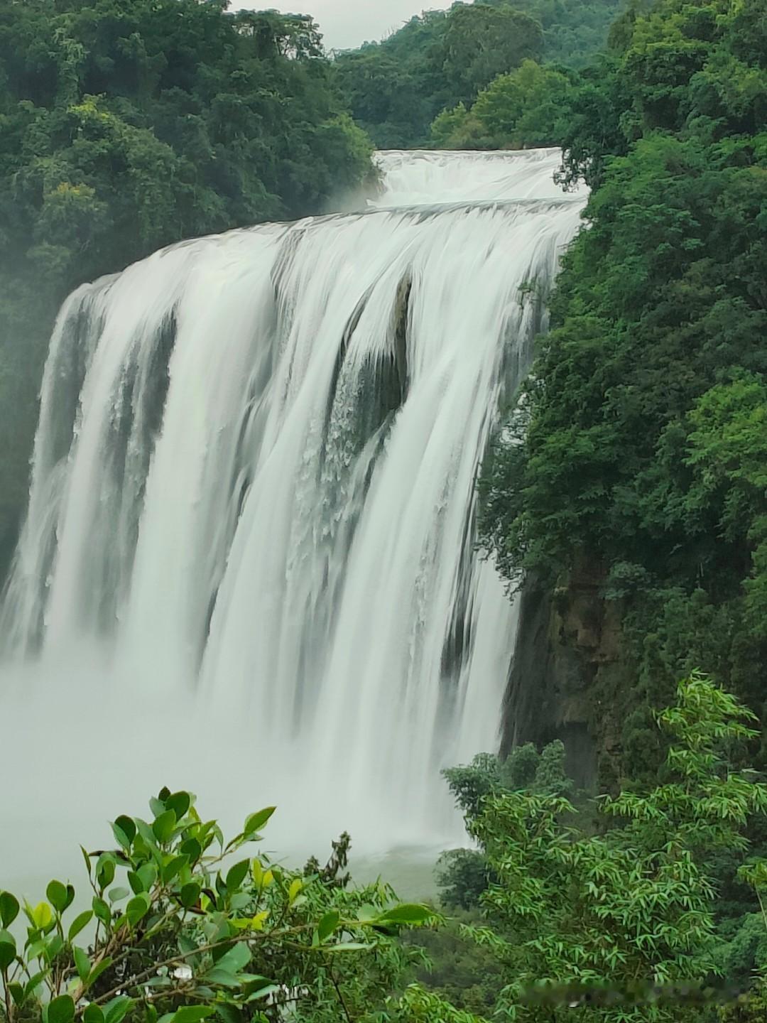 要说最美的瀑布，贵州黄果树瀑布必须拥有姓名！2025年6月12日，黄果树瀑布景区