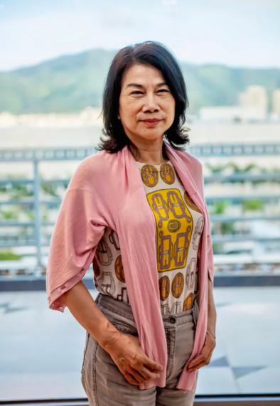 曹德旺说了句实话：培养一个董明珠这样的人，砸一两亿都没用，你换个人去当格力董事长