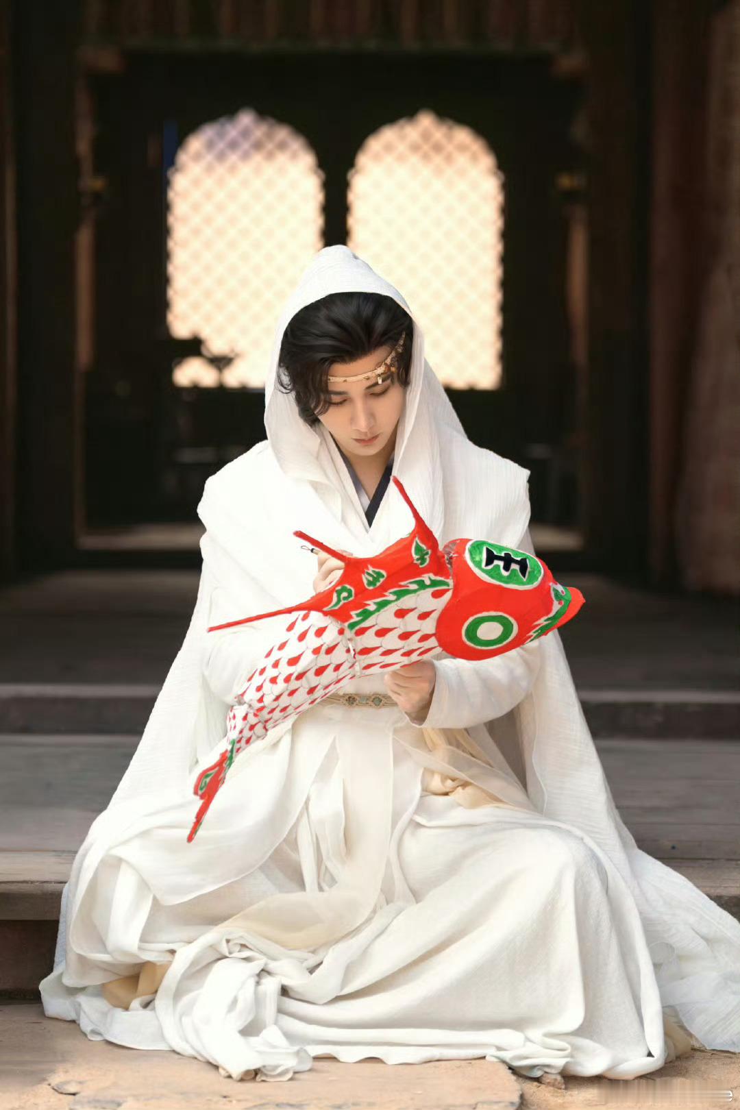 网上又涌现了一批趁机浑水摸鱼的黑水，对《天地剑心》和成毅横加指责，带节奏。我的立