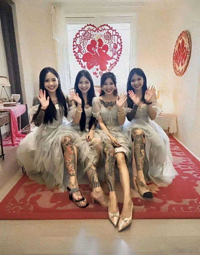 不懂就要问，什么样的新娘，才能压制住这四个伴娘？​​​