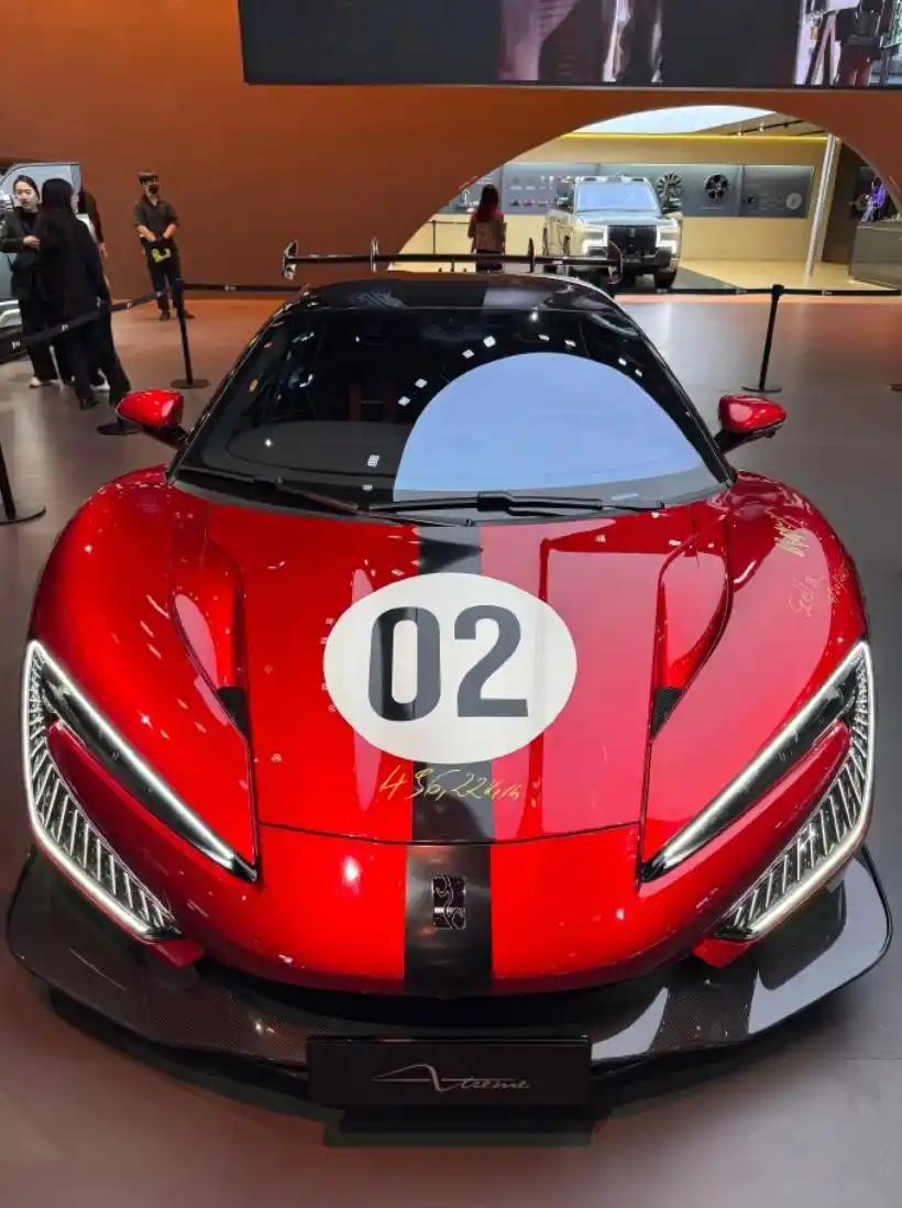 牛不牛！2023年，比亚迪仰望卖了2001台2024年，比亚迪仰望卖了744