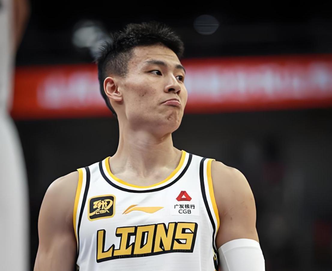 实事求是，林秉圣点赞徐杰！CBA常规赛第38轮，一场焦点战看得人直呼过瘾，广东