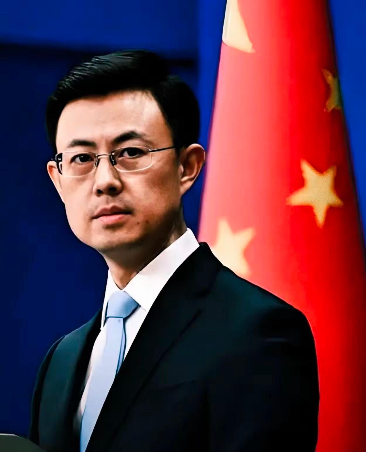 平时咱们坐地铁，带瓶水都得喝一口。结果倒好，整整“1200吨”的国家管制物资，就