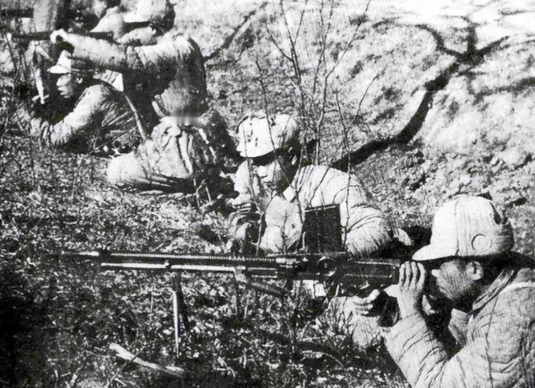 1948年12月的双堆集战场，总攻黄维兵团的节骨眼上，主攻权突然从陈赓手里交到了