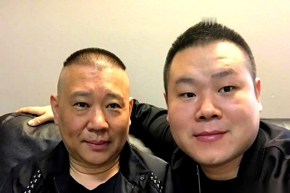 郭德纲十年前给岳云鹏女儿取的名字，最近炸了。视频里，大女儿岳麓一，咿咿呀呀地练