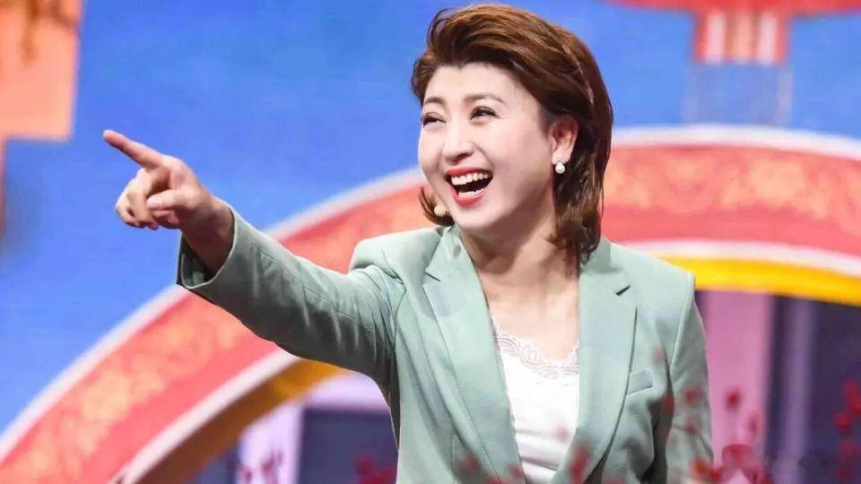 闫学晶代言品牌终止合作‌, 账号被禁止关注, 经济损失有多大?