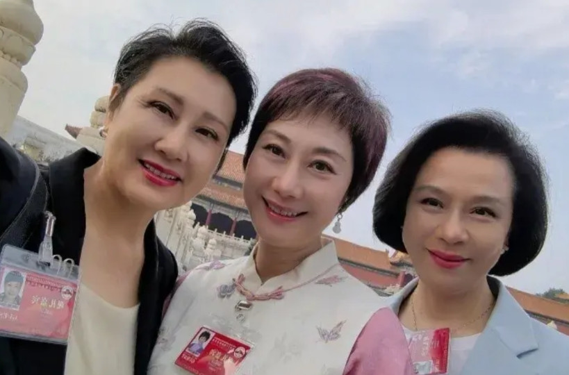 参加阅兵式的三位女艺人！张凯丽，62岁，中国国家话剧院一级演员，全国政协委员