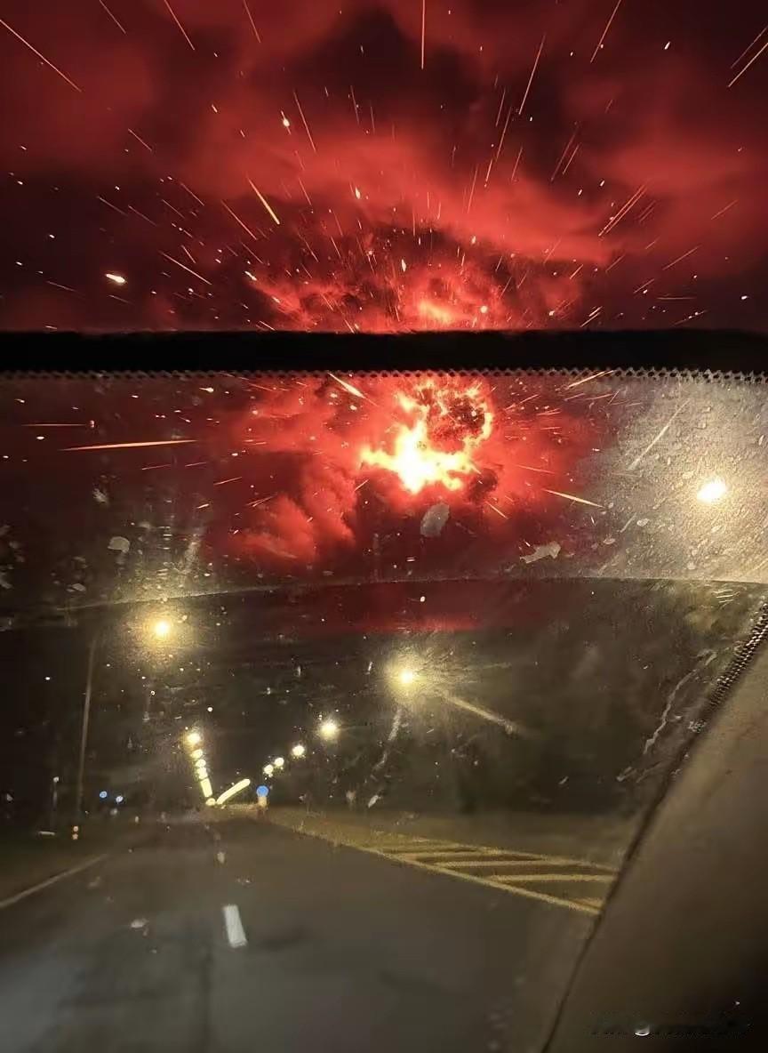 事实证明，如果没有大国压着，这个世界早就乱了。中美现在无暇顾及其他的国家。东