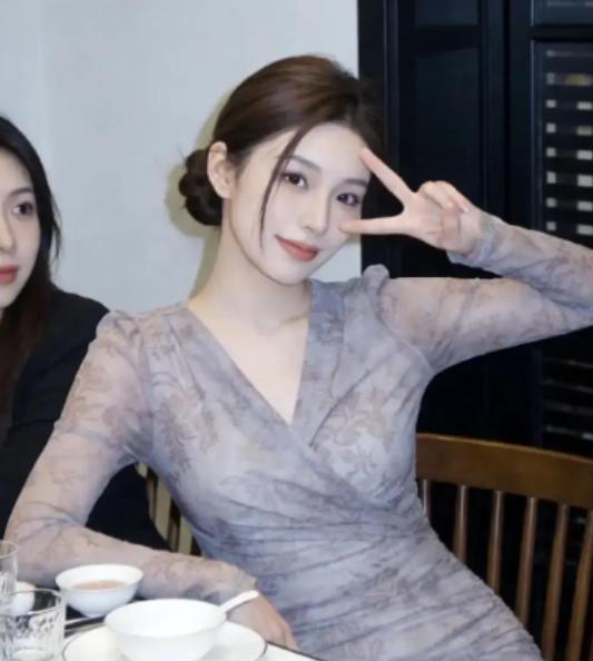 一个性学专家说：但凡长相出众、有几分姿色的已婚女性，只要自己愿意，大概率都不会只
