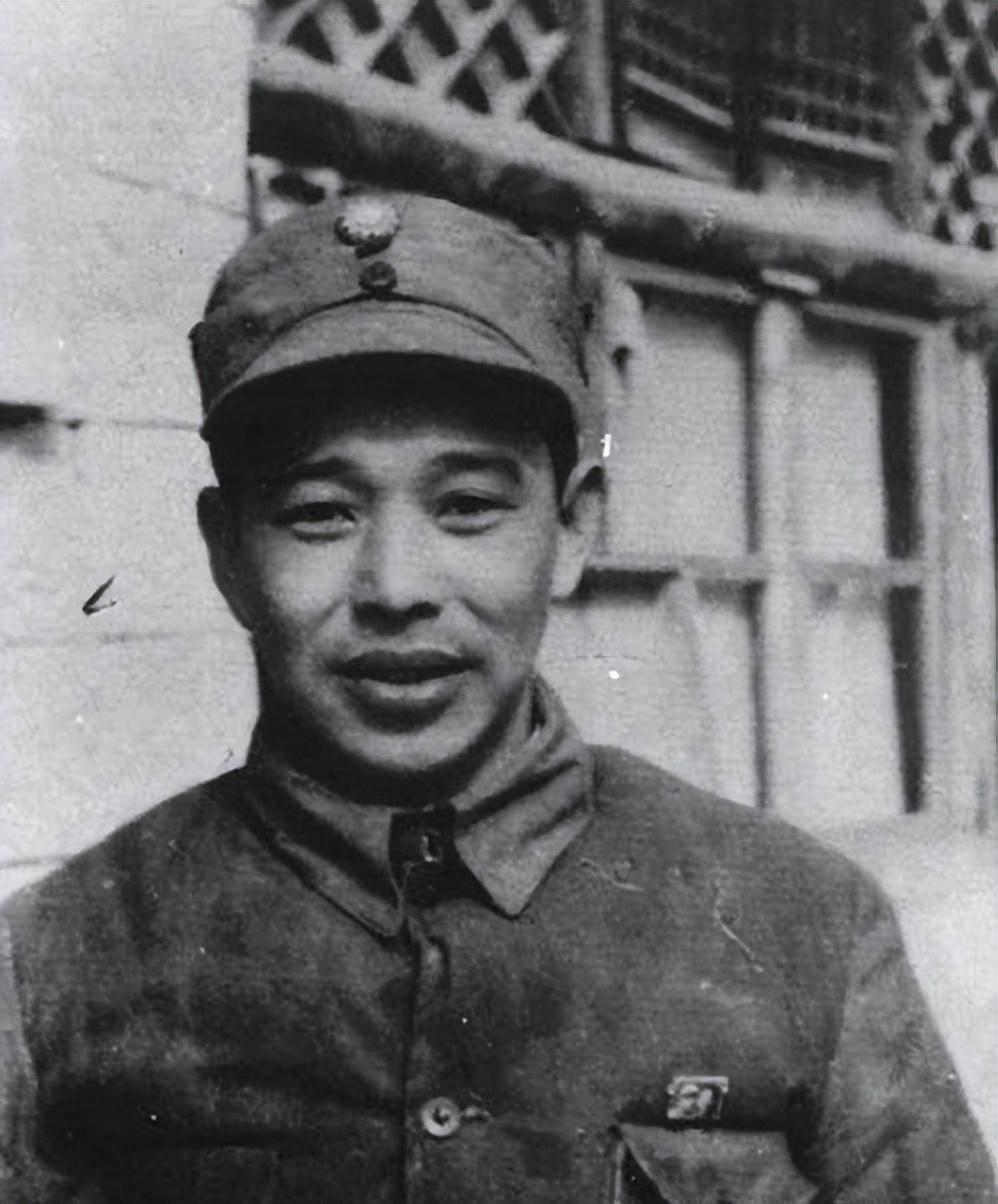 1960年，全军上下都被一场反常调动惊到了！南京军事学院院长廖汉生，突然被调任北